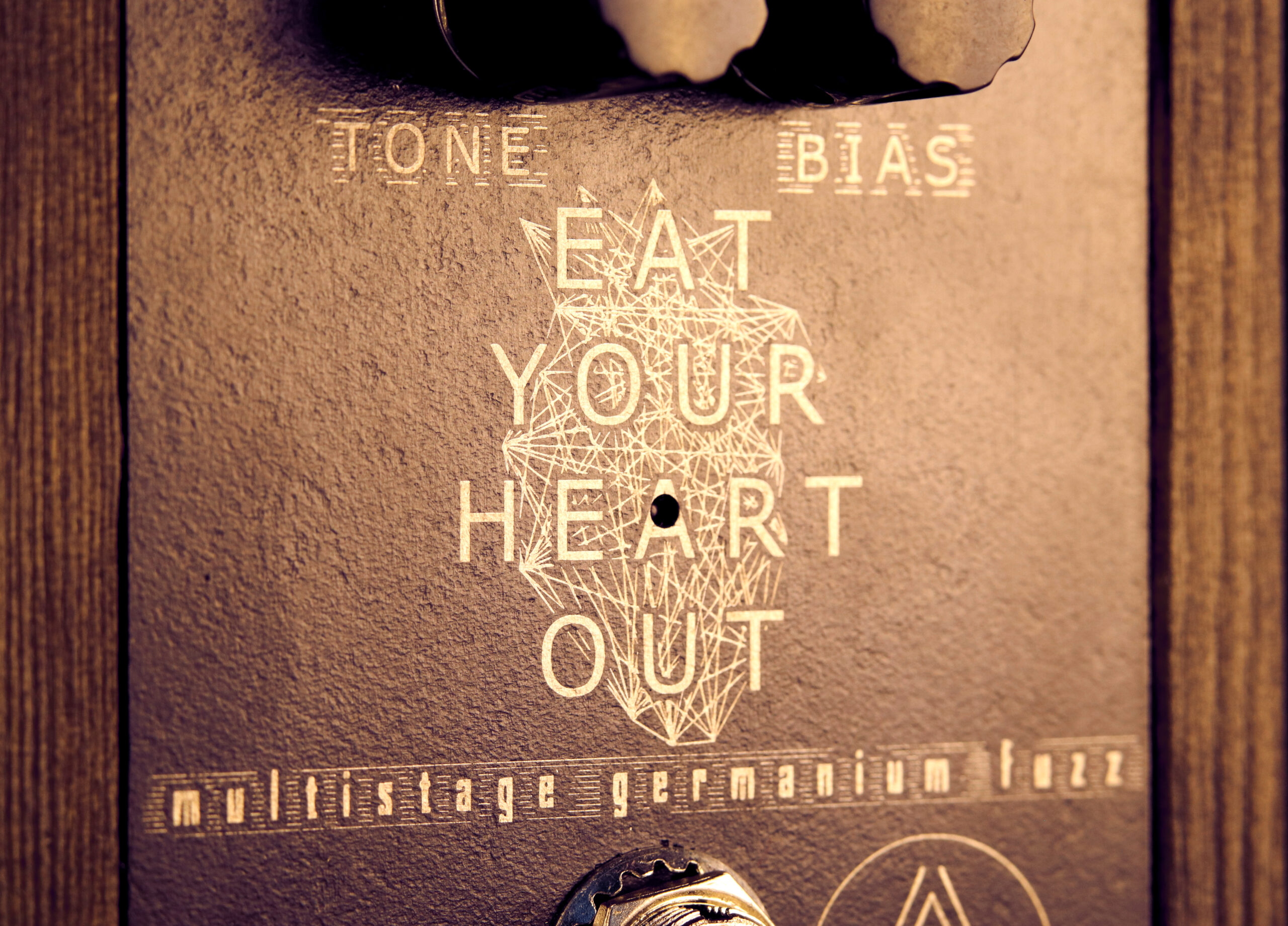 Eat Your Heart Out - high gain germanium fuzz - Image 3